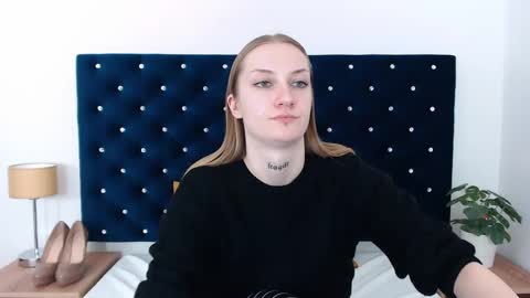 Alexa with big heart 3 online show from 01/31/25, 06:03