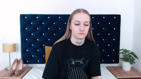 Alexa with big heart 3 online show from 02/03/25, 08:57