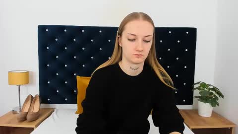 Alexa with big heart 3 online show from 02/07/25, 01:32