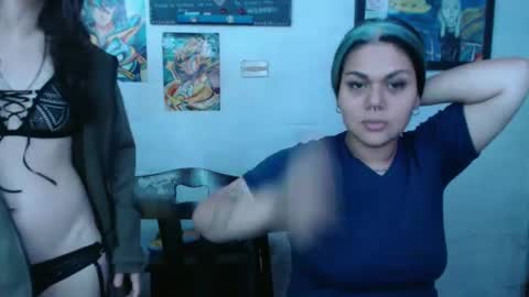 Snapshot of alexablu3 chatting on 12/12/24, 05:04 Alexa Blu3 online show from 12/12/24, 05:04