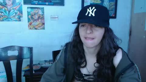 Snapshot of alexablu3 chatting on 12/12/24, 11:58 Alexa Blu3 online show from 12/12/24, 11:58