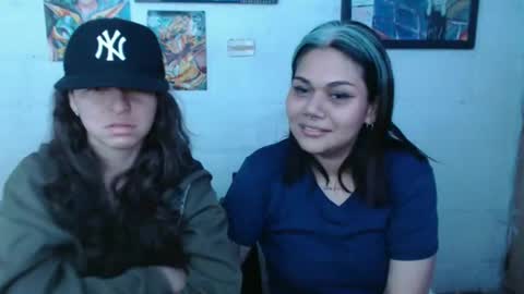 Snapshot of alexablu3 chatting on 12/13/24, 03:05 Alexa Blu3 online show from 12/13/24, 03:05