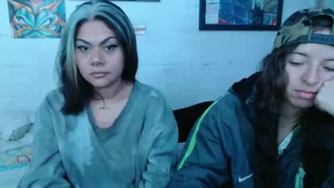 Snapshot of alexablu3 chatting on 12/23/24, 12:25 Alexa Blu3 online show from 12/23/24, 12:25