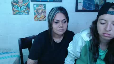 Snapshot of alexablu3 chatting on 01/08/25, 12:49 Alexa Blu3 online show from 01/08/25, 12:49