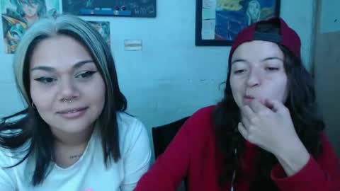 Snapshot of alexablu3 chatting on 01/09/25, 02:11 Alexa Blu3 online show from 01/09/25, 02:11