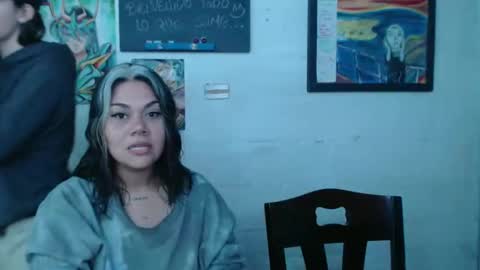 Snapshot of alexablu3 chatting on 02/09/25, 02:17 Alexa Blu3 online show from 02/09/25, 02:17