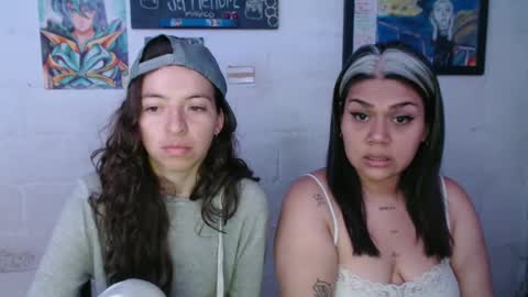 Snapshot of alexablu3 chatting on 09/24/25, 01:20 Alexa Blu3 online show from 09/24/25, 01:20