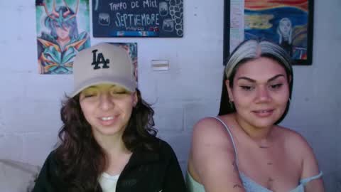 Snapshot of alexablu3 chatting on 09/28/25, 01:33 Alexa Blu3 online show from 09/28/25, 01:33