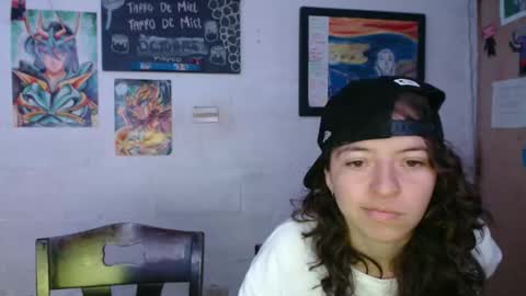 Snapshot of alexablu3 chatting on 10/22/25, 11:59 Alexa Blu3 online show from 10/22/25, 11:59