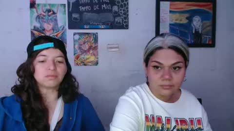 Snapshot of alexablu3 chatting on 11/02/25, 01:30 Alexa Blu3 online show from 11/02/25, 01:30