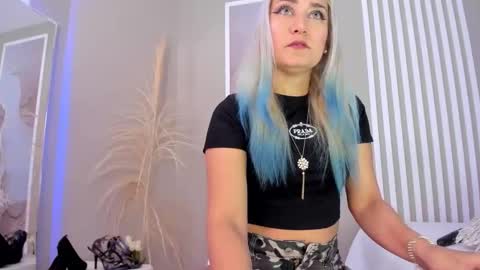 Snapshot of alexacoldd chatting on 01/06/26, 12:31 alexacoldd online show from 01/06/26, 12:31