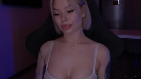 Alexa Mason online show from 11/07/25, 02:44