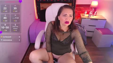 Alexa Moon online show from 01/10/25, 01:41