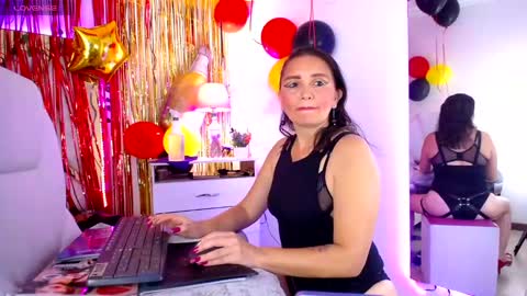 Alexa Moon online show from 10/01/25, 05:41