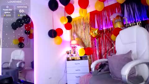 Alexa Moon online show from 10/03/25, 06:38