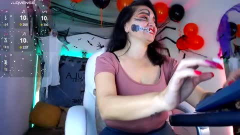 Alexa Moon online show from 10/17/25, 04:31