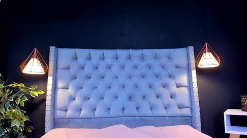 C A M I L A  online show from 10/02/25, 11:50