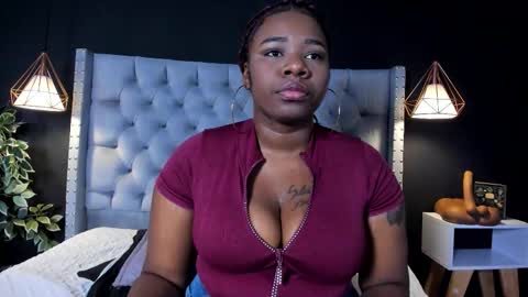 C A M I L A  online show from 11/02/25, 03:20