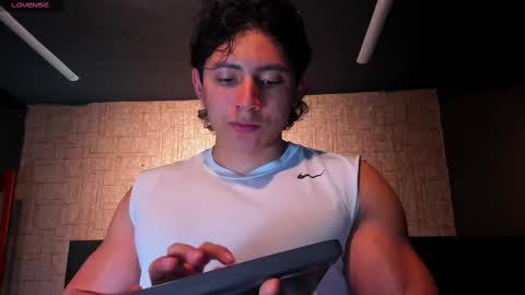 Alex online show from 03/05/25, 04:34