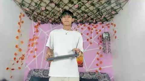 Snapshot of alexandluke1 chatting on 11/22/25, 10:14 chicos hot online show from 11/22/25, 10:14