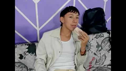 Snapshot of alexandluke1 chatting on 12/05/25, 03:41 chicos hot online show from 12/05/25, 03:41