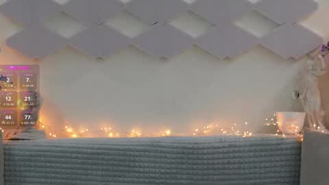 Alexandra Demore online show from 02/12/25, 12:05