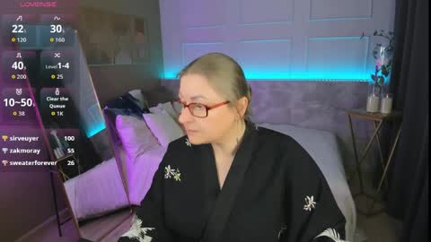Snapshot of alexandra_kind chatting on 03/29/26, 02:55 Alexandra online show from 03/29/26, 02:55