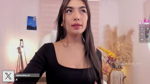 Alexandra Rodriguez online show from 12/19/25, 09:55