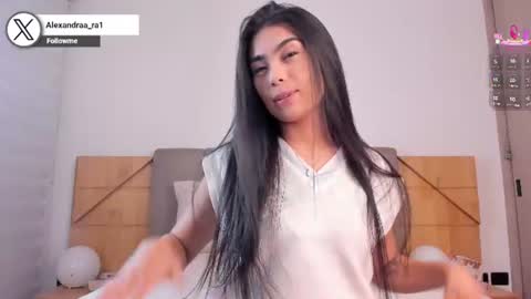 Alexandra Rodriguez online show from 06/12/26, 01:15