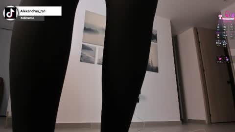 Alexandra Rodriguez online show from 06/25/26, 01:38