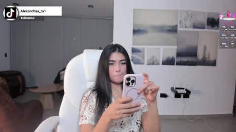 Alexandra Rodriguez online show from 07/02/26, 02:00