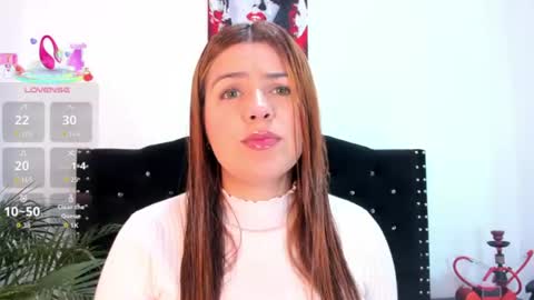 alexandra online show from 06/17/26, 12:18