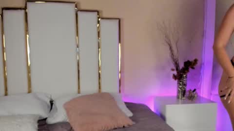 alexandraa_gomez online show from 09/29/25, 08:13