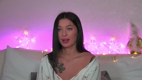 AlexandraBloom online show from 12/19/24, 01:28