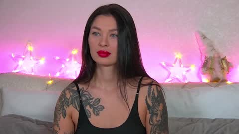 AlexandraBloom online show from 12/25/24, 06:19