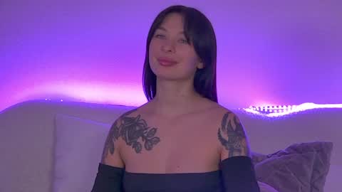 AlexandraBloom online show from 02/09/25, 01:22
