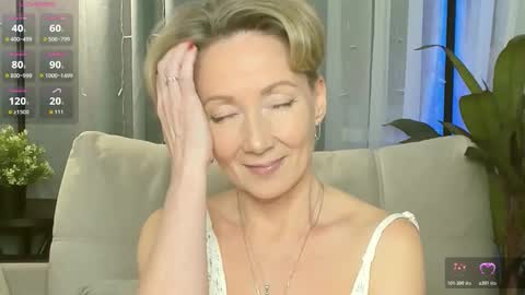 Snapshot of alexandrafix chatting on 12/01/25, 01:05 Alexandra online show from 12/01/25, 01:05