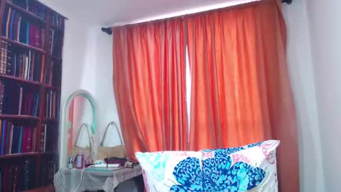 alexandra online show from 03/11/25, 09:48