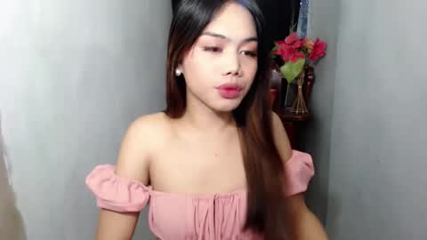 Snapshot of alexandralovely_9 chatting on 10/01/25, 06:52 Andrea online show from 10/01/25, 06:52