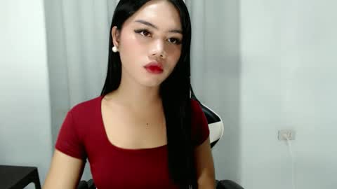 Snapshot of alexandralovely_9 chatting on 10/28/25, 08:07 Andrea online show from 10/28/25, 08:07