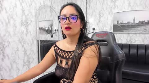 Snapshot of alexandramilff chatting on 10/20/25, 03:51 Alexandra Milff  online show from 10/20/25, 03:51