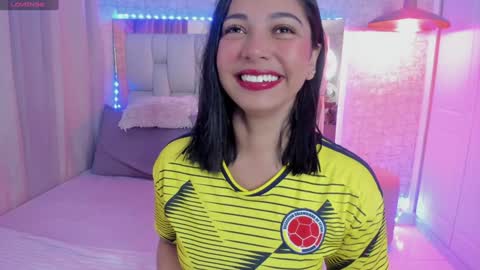 Snapshot of alexandramillerr chatting on 02/05/25, 10:41 Alexandra Miller online show from 02/05/25, 10:41