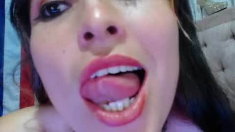 alexandrasaen online show from 06/10/26, 11:35
