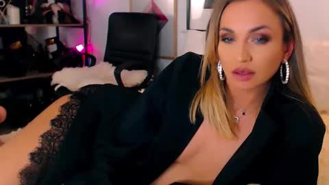 alexandrawooow online show from 05/05/26, 08:28
