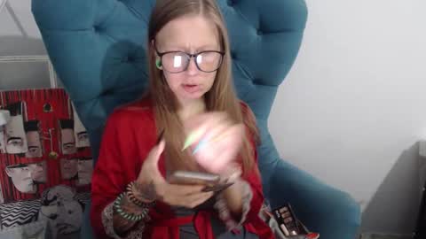 Snapshot of alexandrazaryanova chatting on 09/25/25, 07:01 Alexandra online show from 09/25/25, 07:01