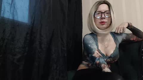 Snapshot of alexandrazaryanova chatting on 11/13/25, 07:40 Alexandra online show from 11/13/25, 07:40