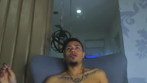 Snapshot of alexandriuwolf chatting on 05/14/26, 04:30 Master Alexandriu online show from 05/14/26, 04:30