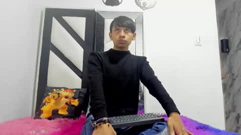 Alexandro online show from 11/07/25, 07:25