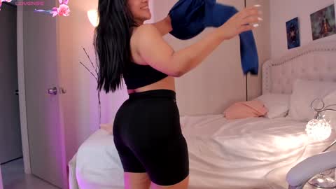 Snapshot of alexaworld chatting on 12/30/24, 09:19 lexandra online show from 12/30/24, 09:19