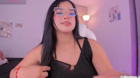 Snapshot of alexaworld chatting on 09/13/25, 08:52 lexandra online show from 09/13/25, 08:52